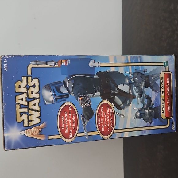 Star Wars Jango Fett Electronic Room Protector - Silver and Blue - Picture 3 of 7